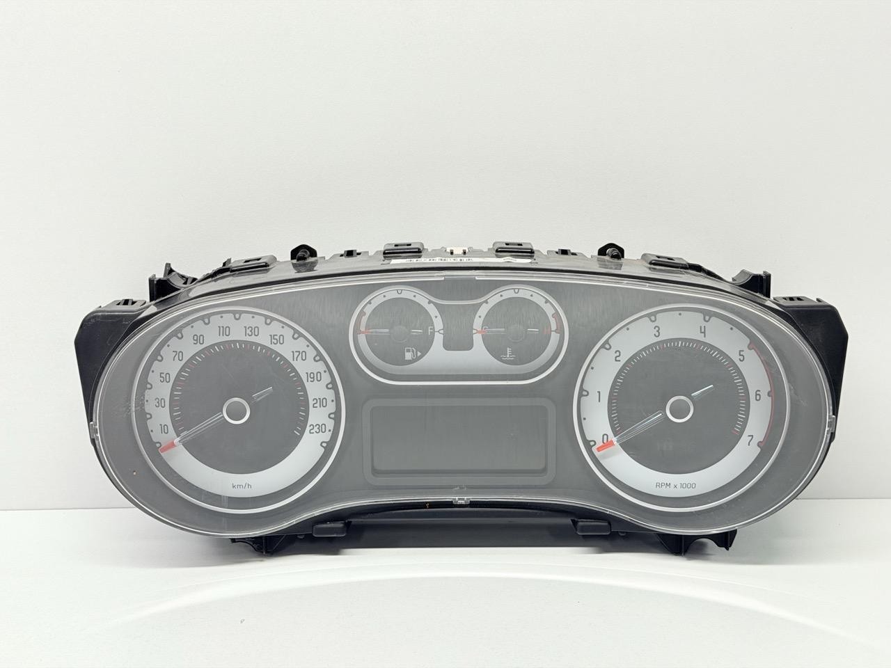Quadro strumenti compl. - Immagine 1 di 12
