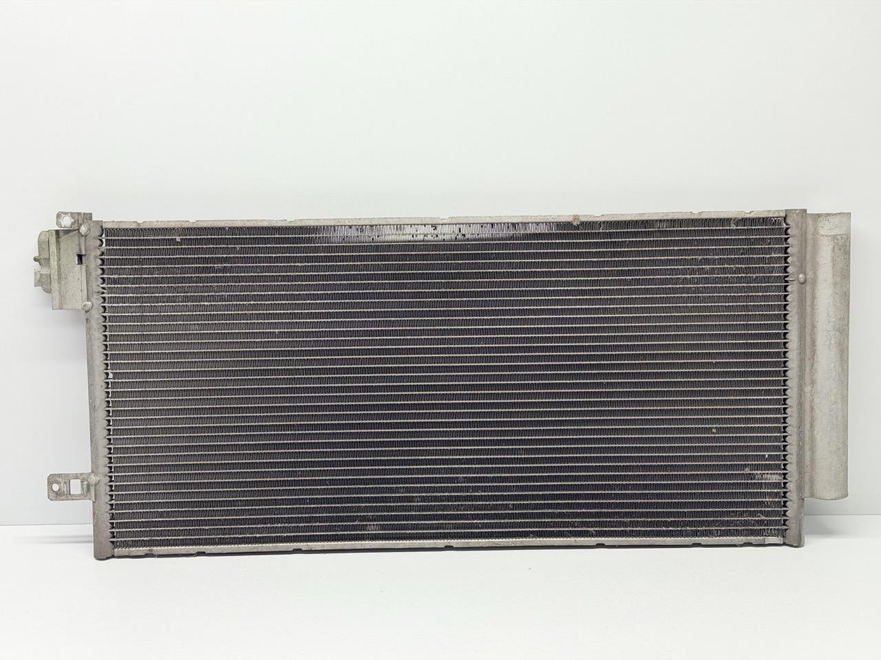 Condensatore a/c - Immagine 1 di 5