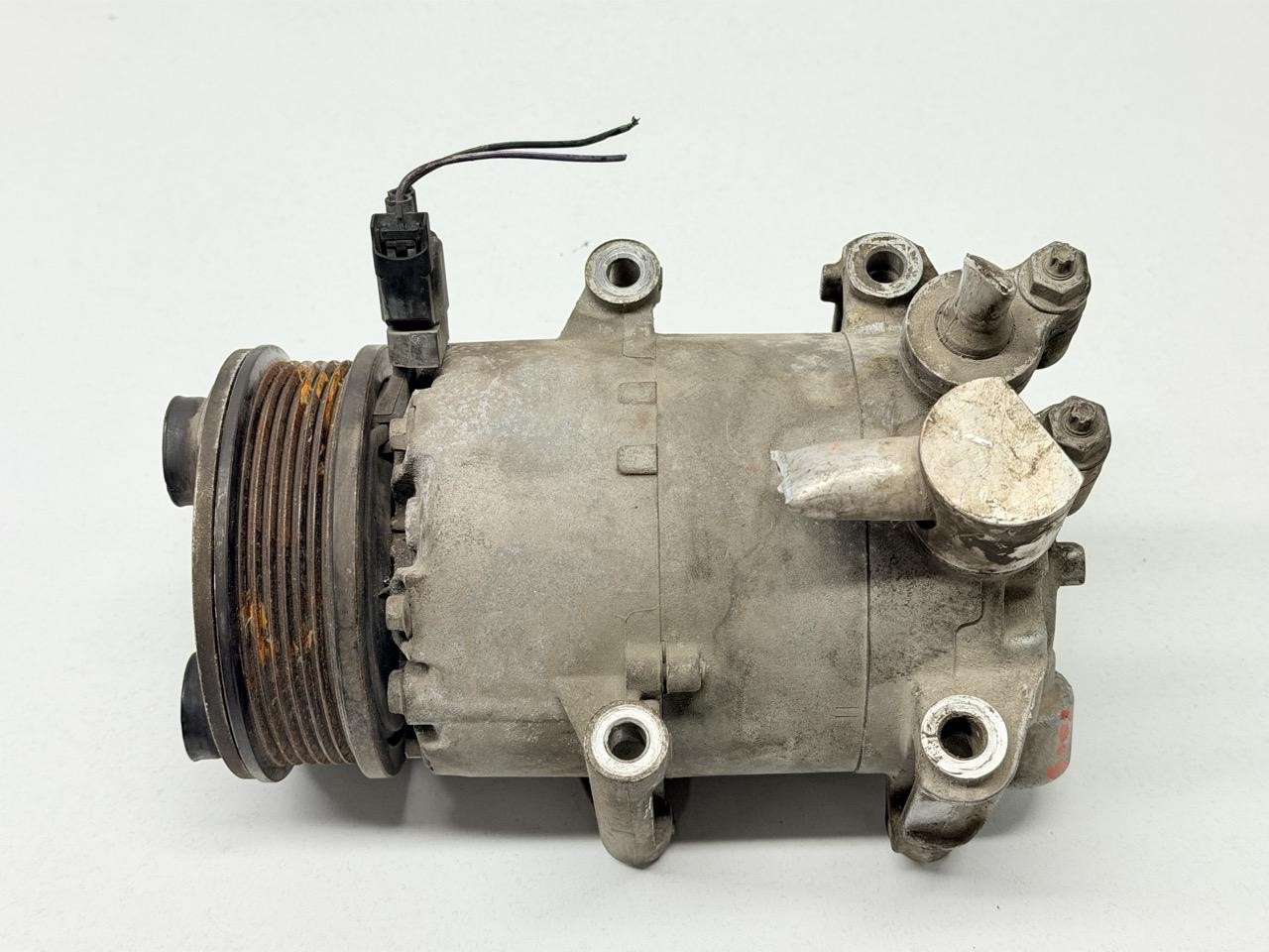 Compressore a/c - Immagine 1 di 5