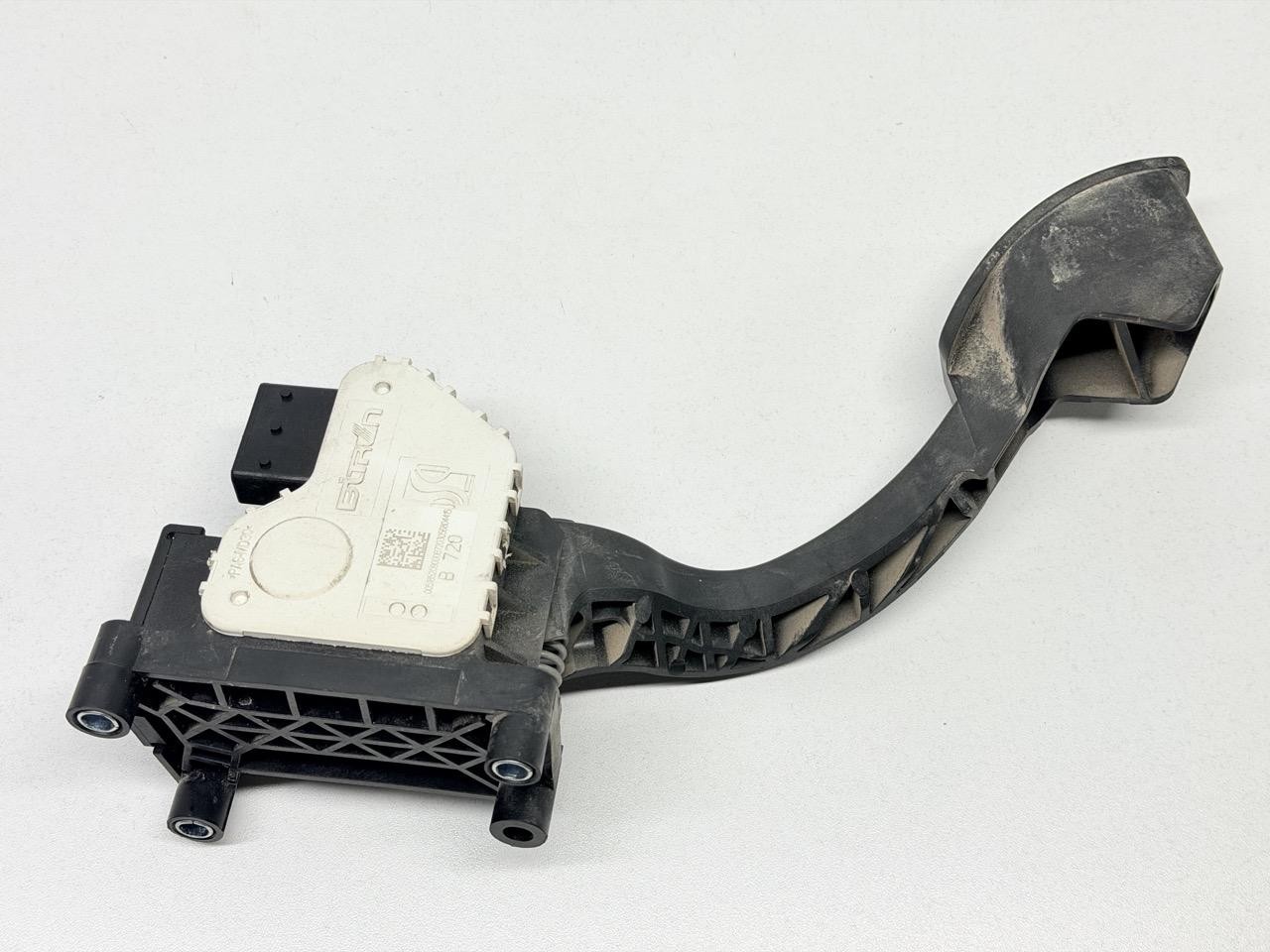Pedale Acceleratore 52097847 5185209000 Usato