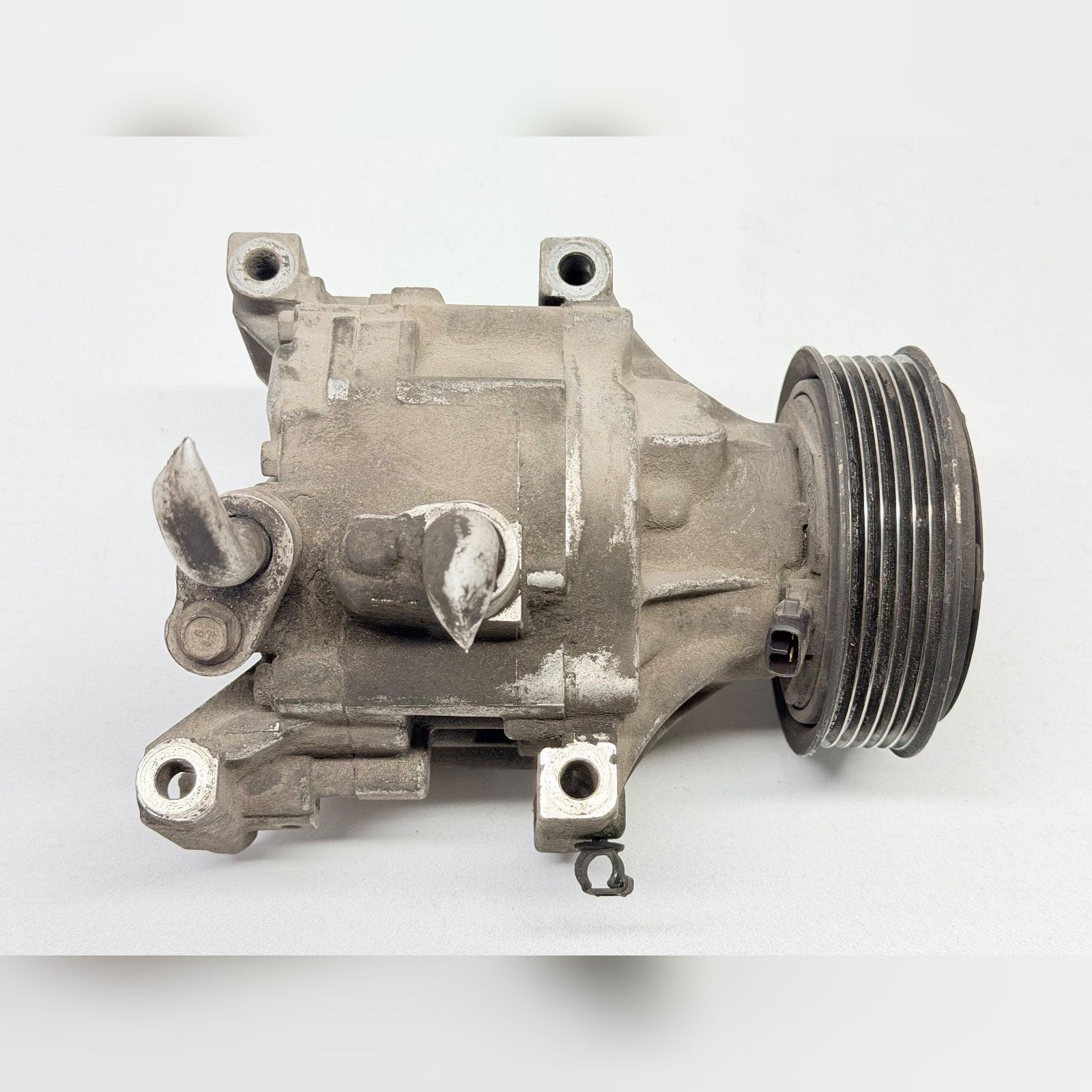 Compressore A/c (Denso) 52060460 5A7975300-46819144 Usato