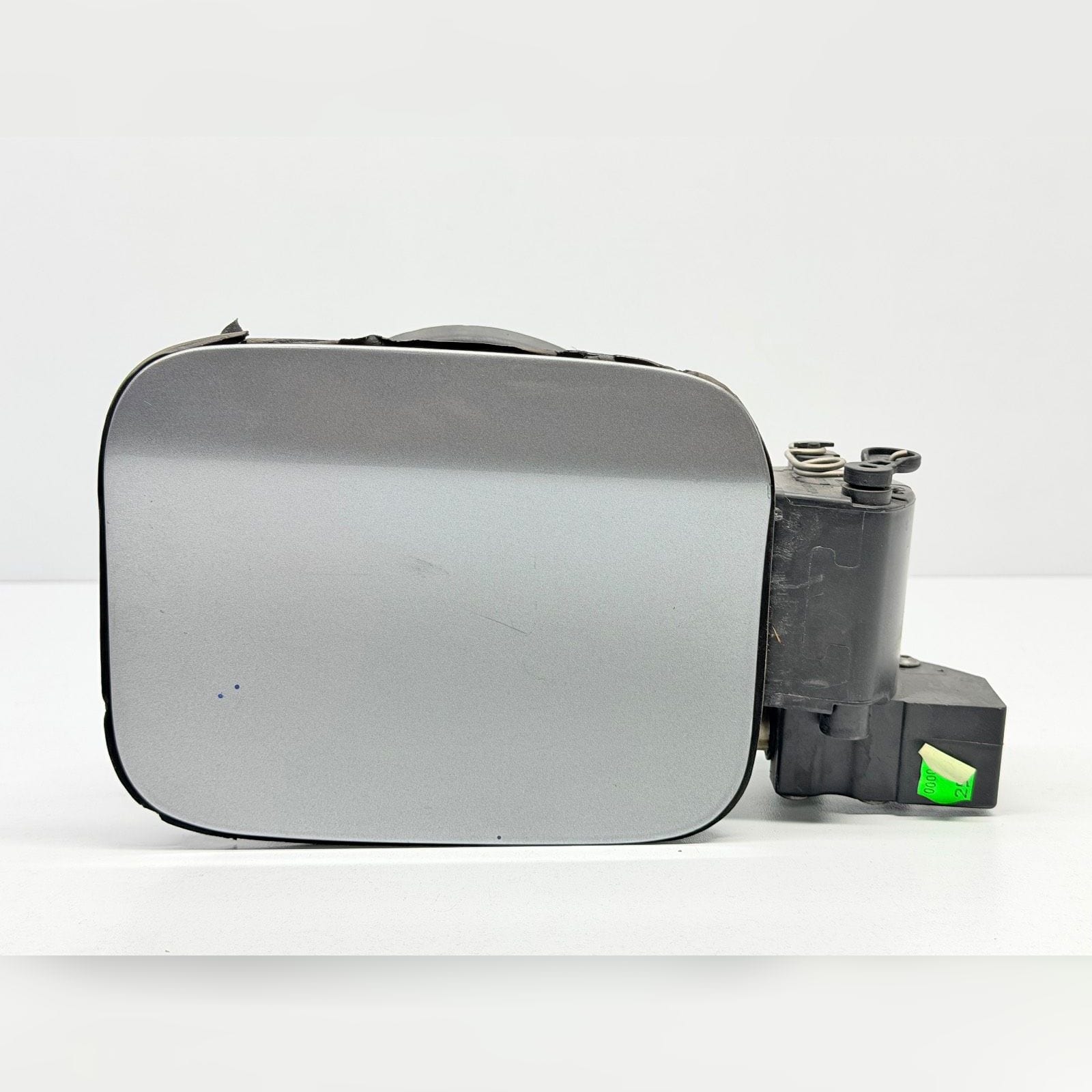 Sportello carburante - Immagine 1 di 11
