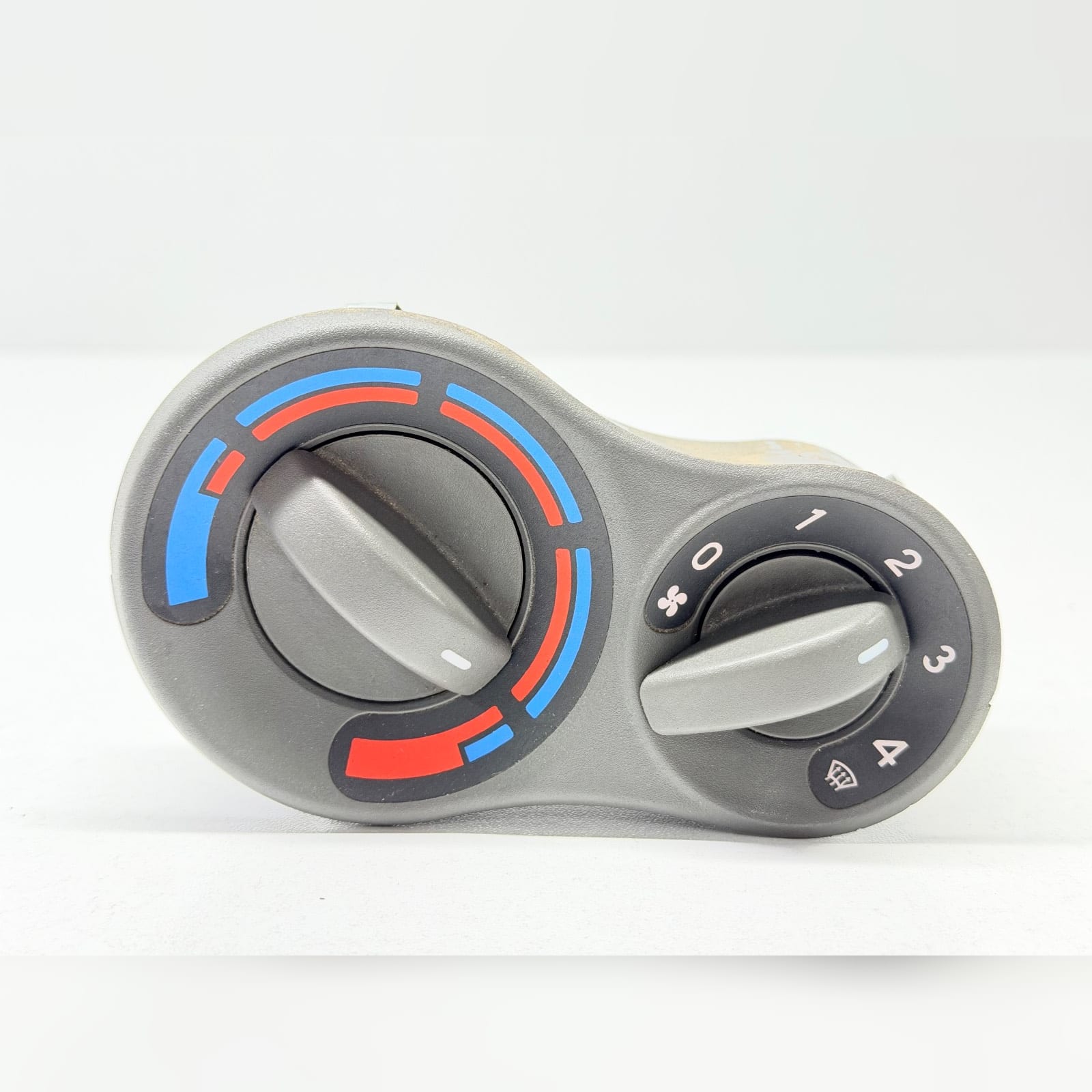 Blocco Comando Climatizzazione (Denso) 5A0243700 5A0243700 Usato