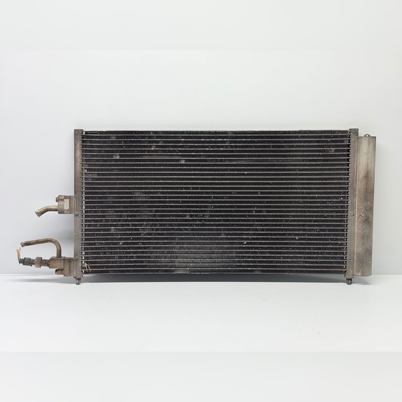 Condensatore a/c - Immagine 1 di 5