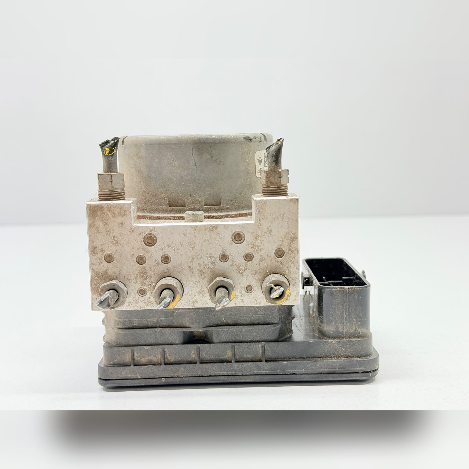 Aggregato ABS - Immagine 1 di 5