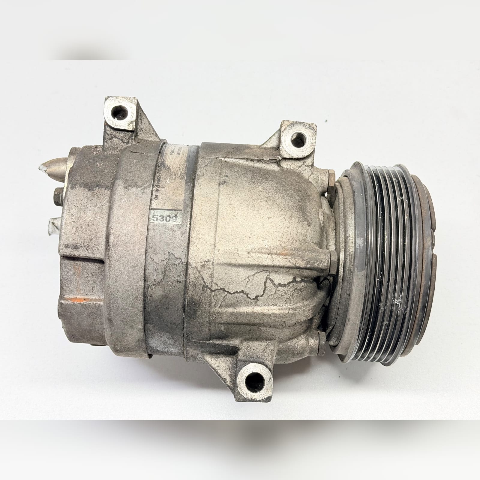 Compressore a/c - Immagine 1 di 6