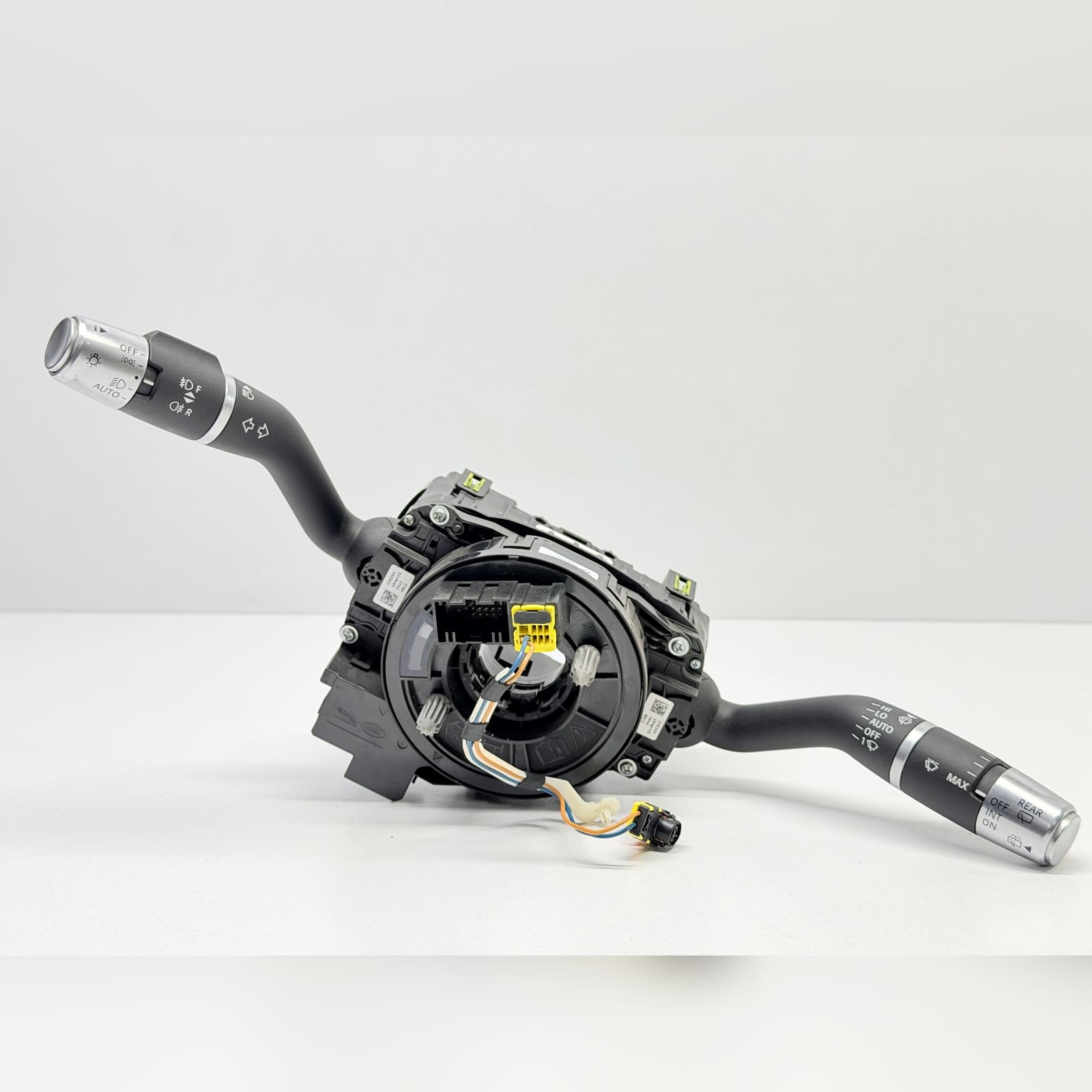 Devioguidasgancio LR129183 K8D2-13N064-AD Usato