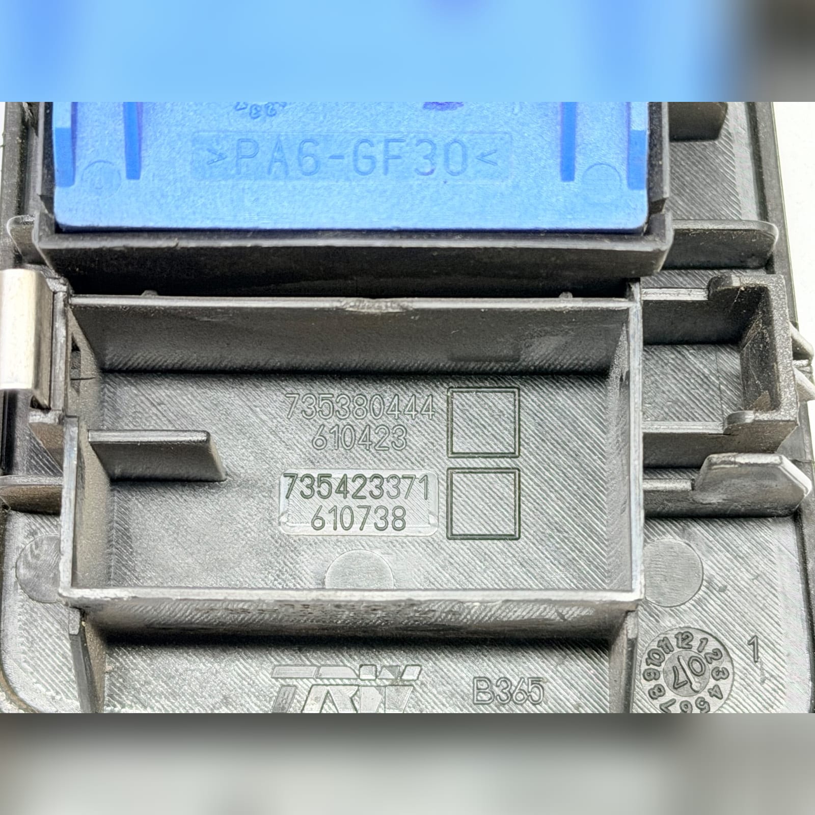 Miniatura 7