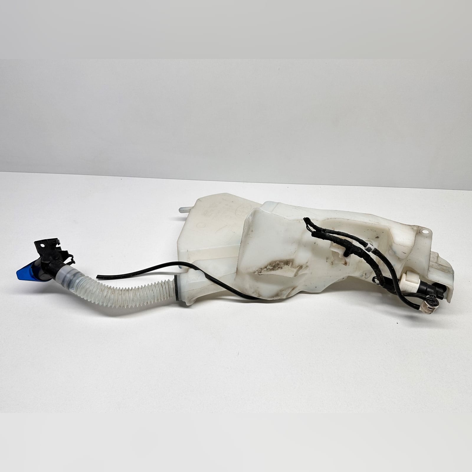 Serbatoio Tergicristalli (Moco Land Rover) HK8317B613 HK83-17B613-A Usato