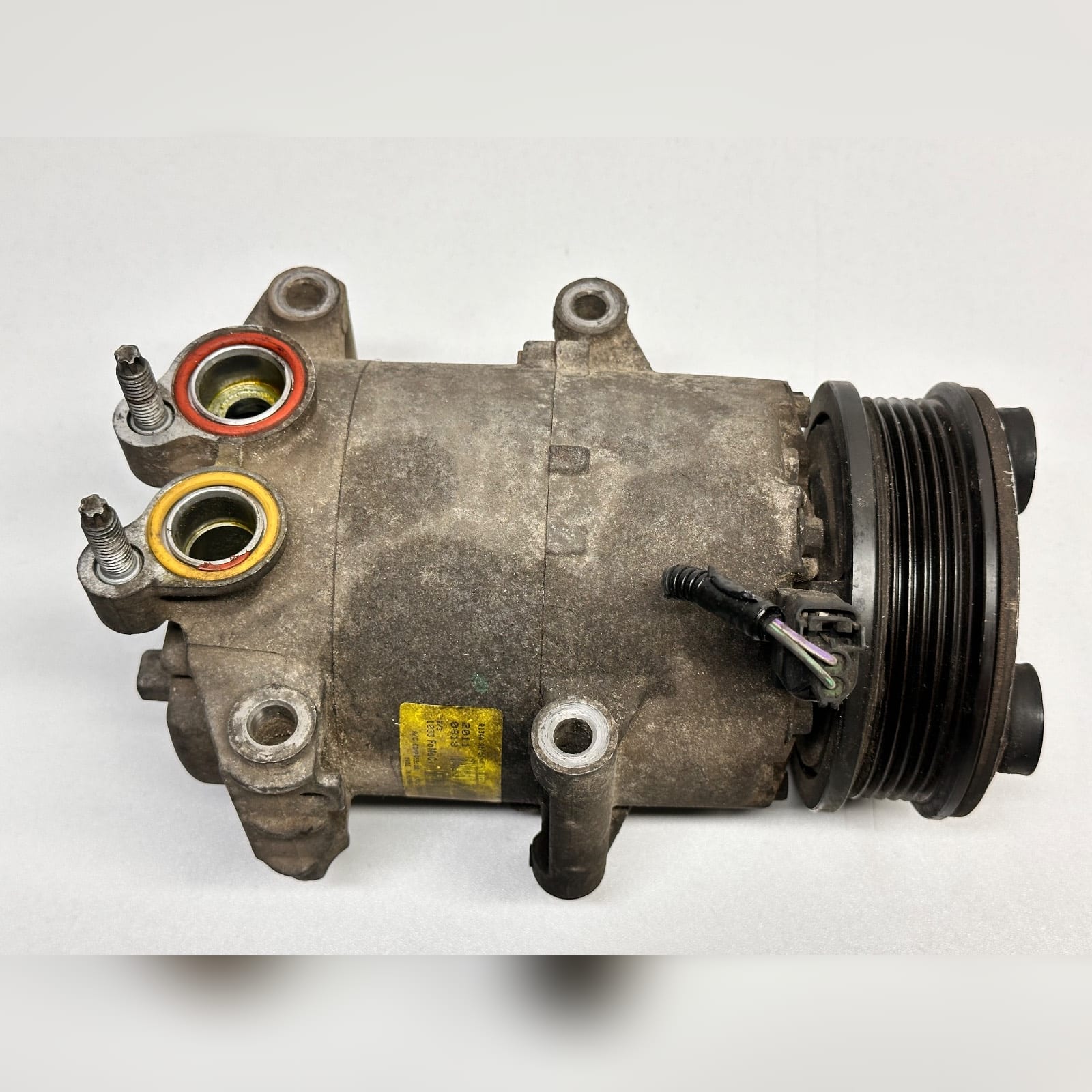 Compressore a/c - Immagine 1 di 5